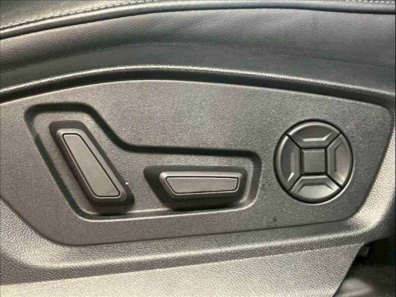 Q8