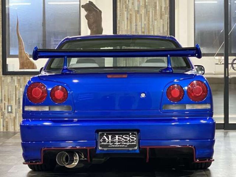 SKYLINE