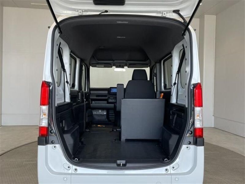 N-VAN