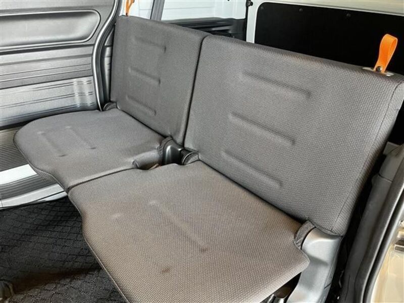 N-VAN