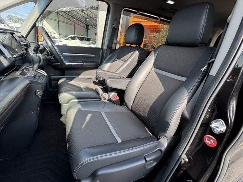 STEPWAGON SPADA