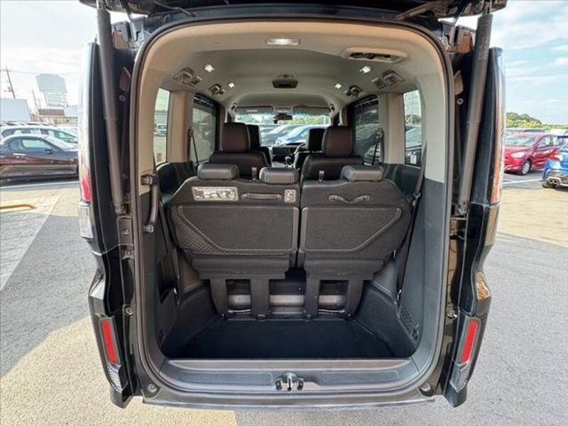 STEPWAGON SPADA