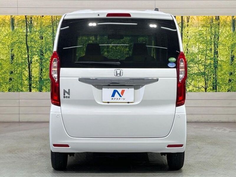 N BOX