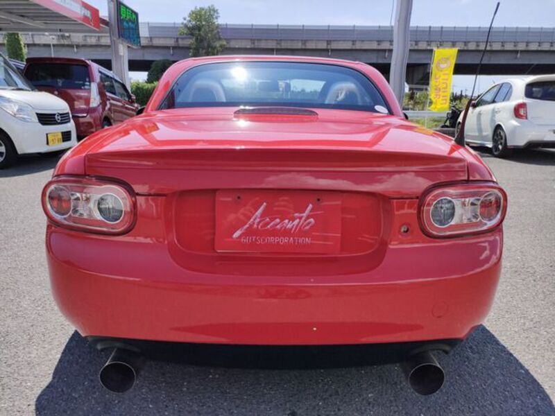 ROADSTER