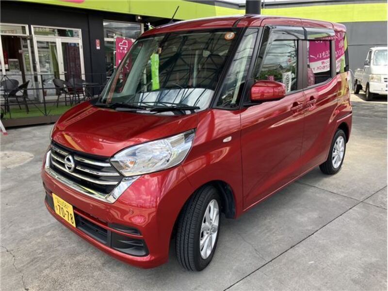 NISSAN DAYZ ROOX