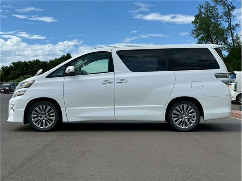 VELLFIRE