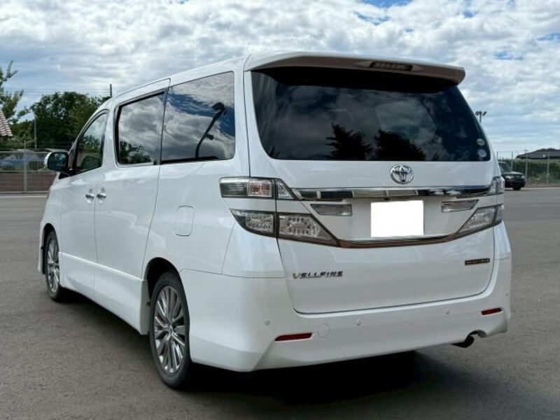 VELLFIRE