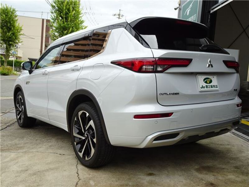 OUTLANDER PHEV