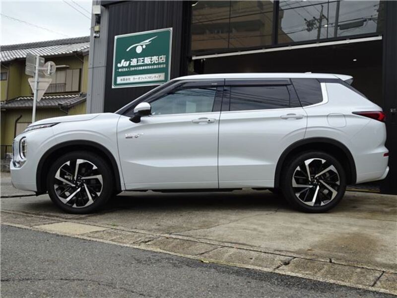 OUTLANDER PHEV
