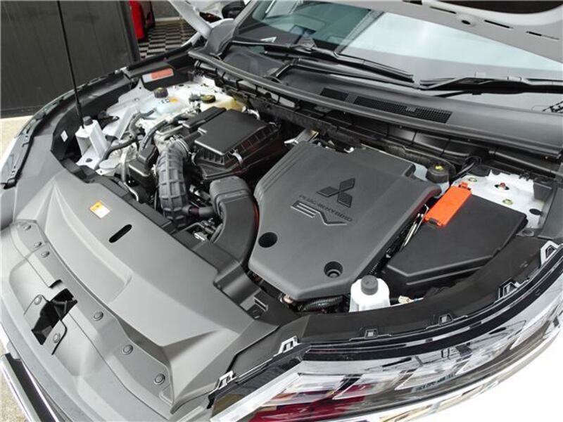 OUTLANDER PHEV