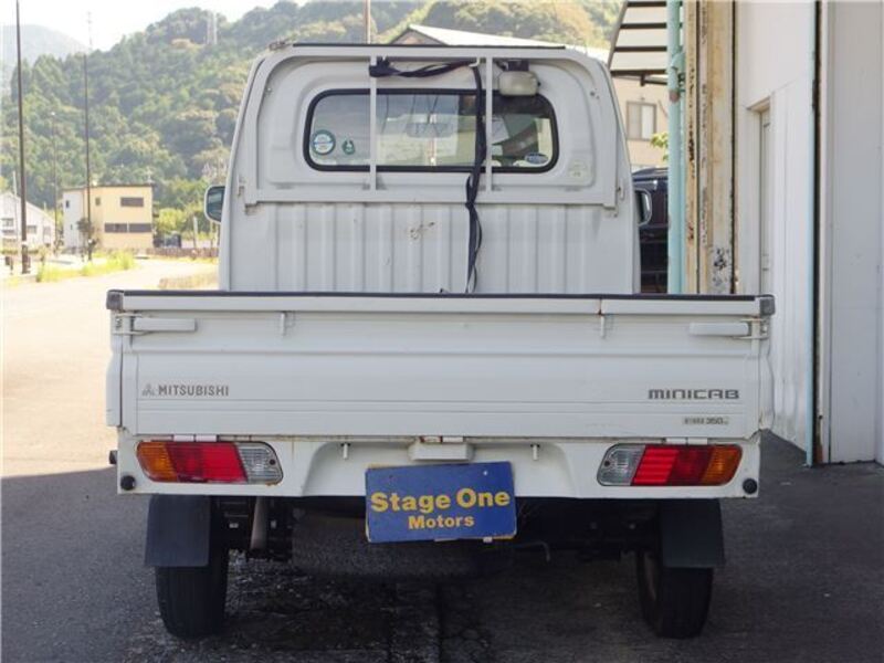 MINICAB TRUCK
