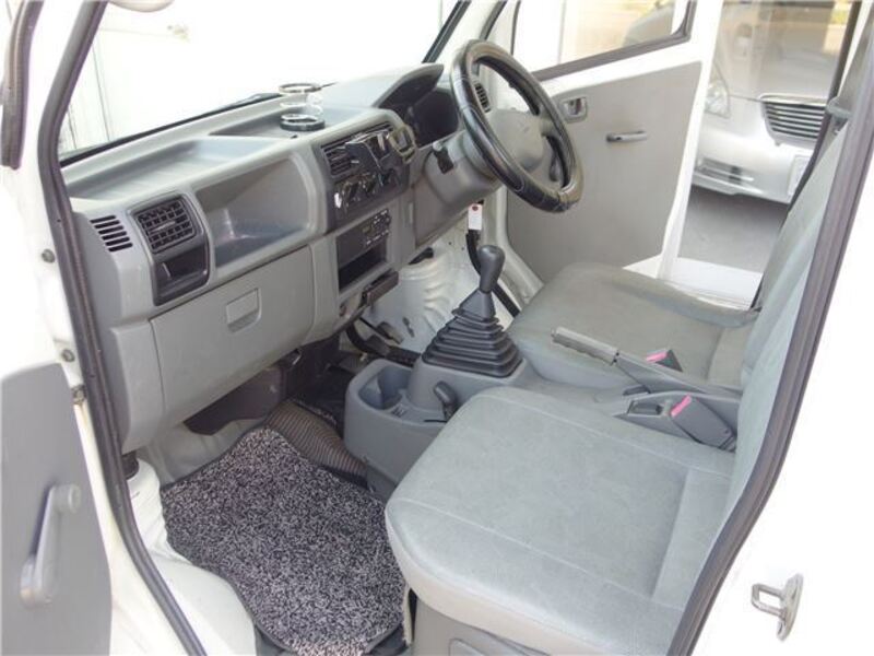MINICAB TRUCK
