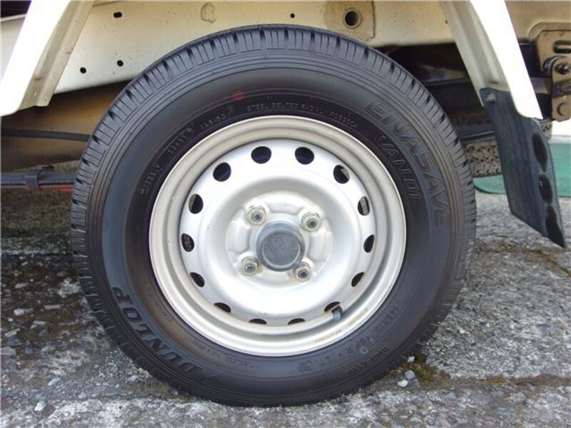 MINICAB TRUCK