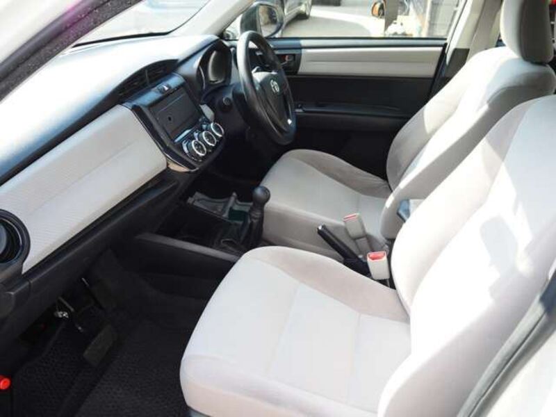 COROLLA AXIO
