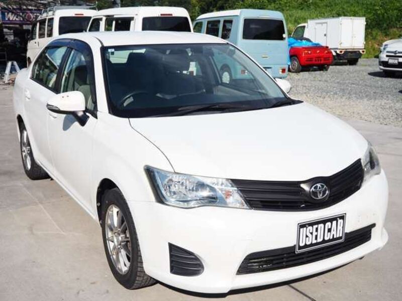 COROLLA AXIO