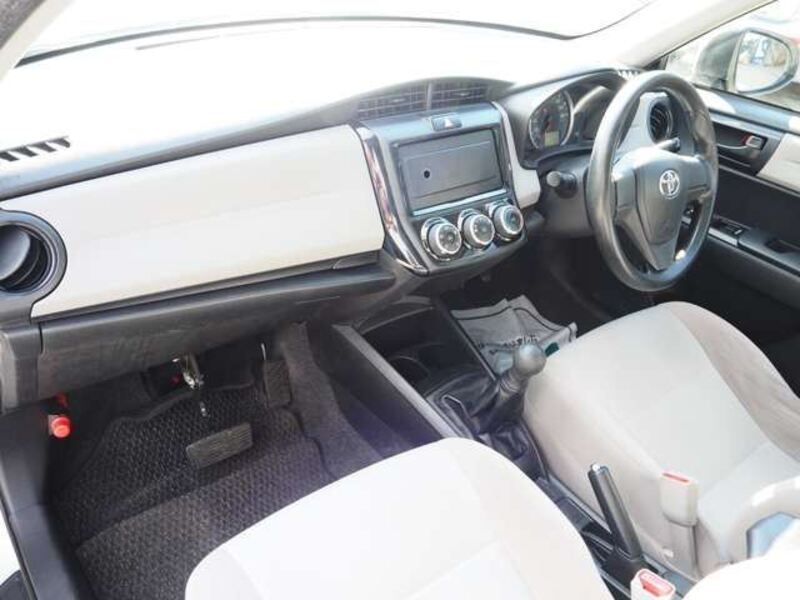 COROLLA AXIO