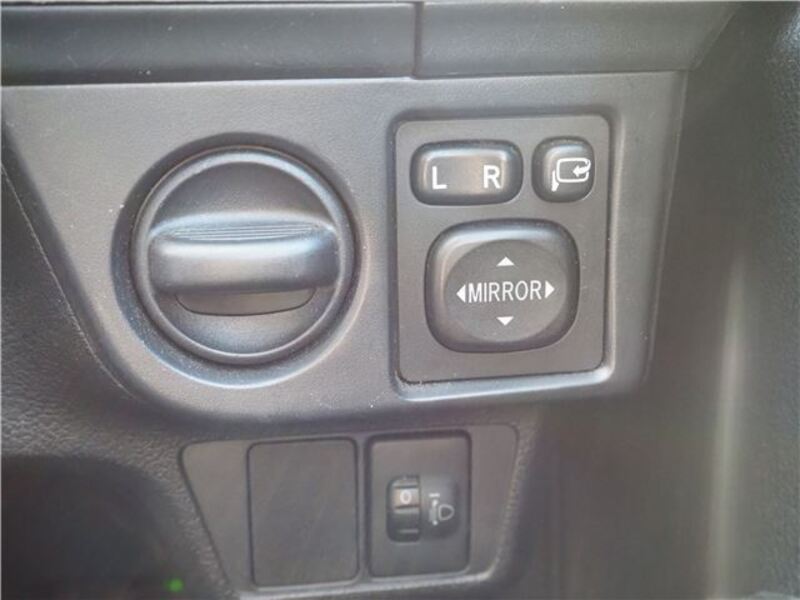 COROLLA AXIO