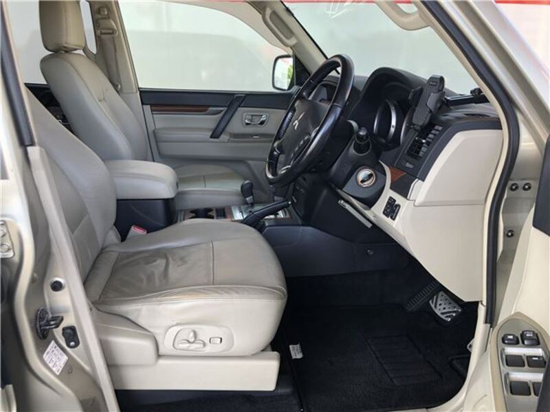 PAJERO