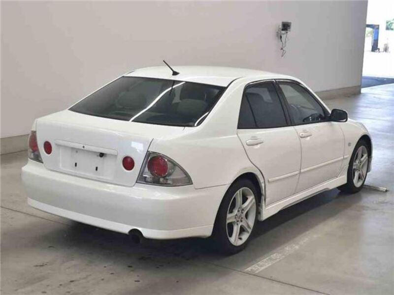 ALTEZZA