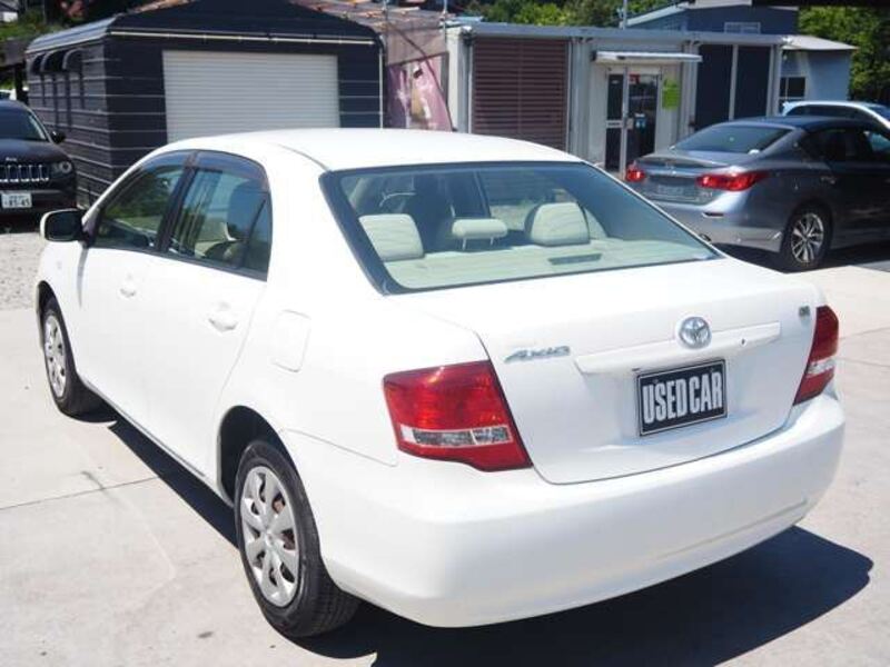 COROLLA AXIO