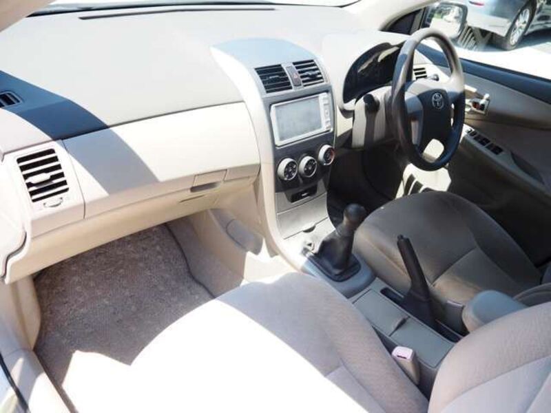 COROLLA AXIO