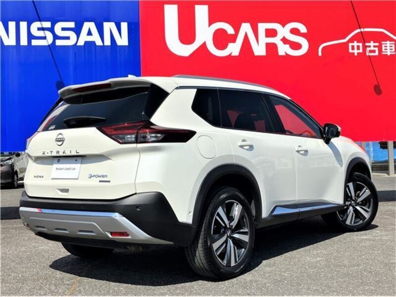 X-TRAIL