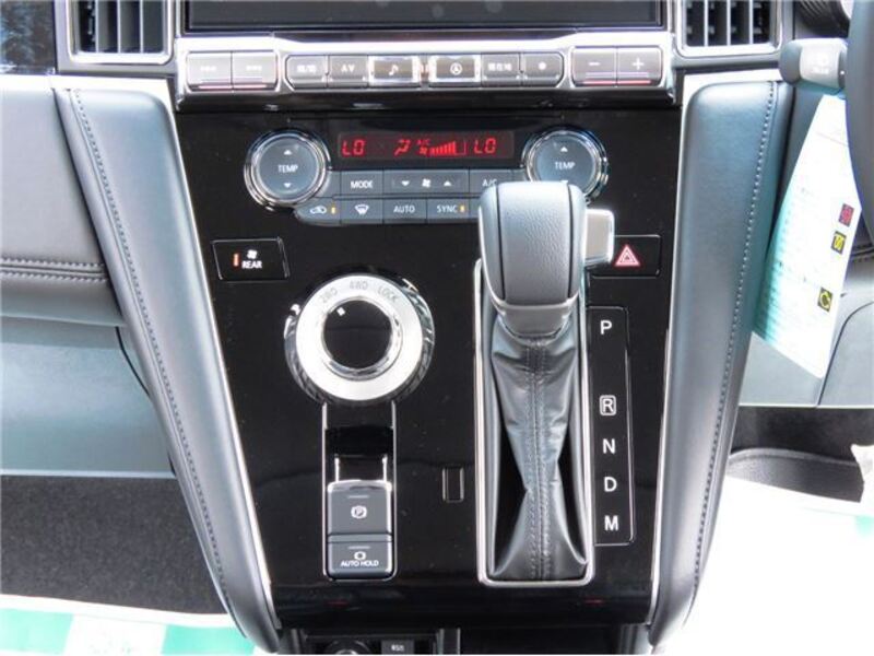 DELICA D5