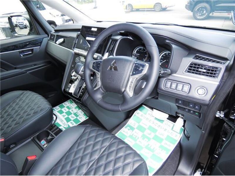 DELICA D5