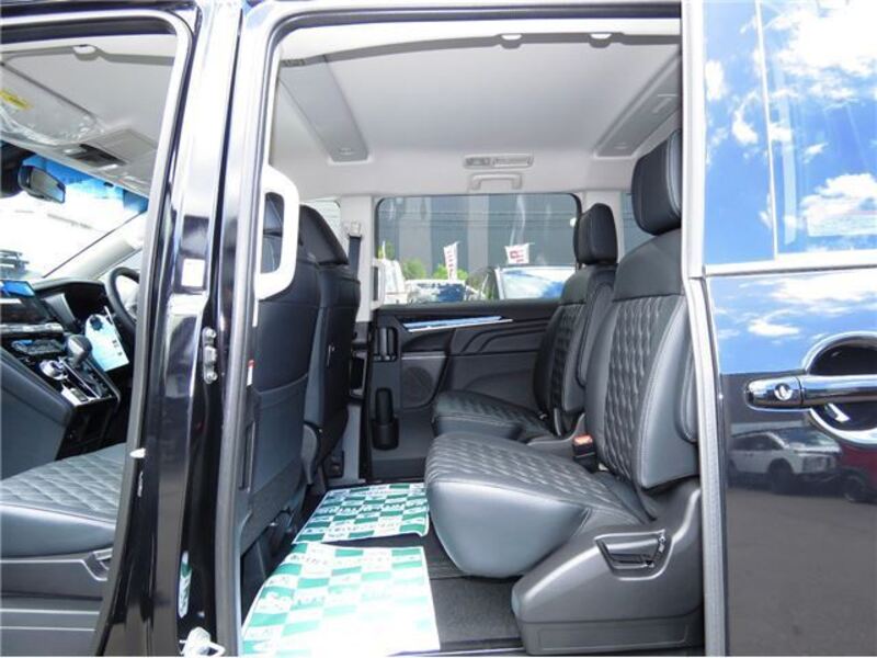 DELICA D5