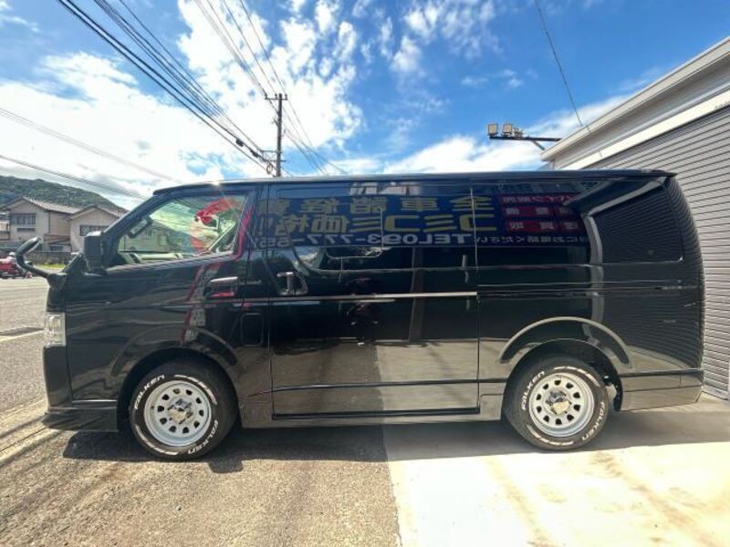 HIACE VAN