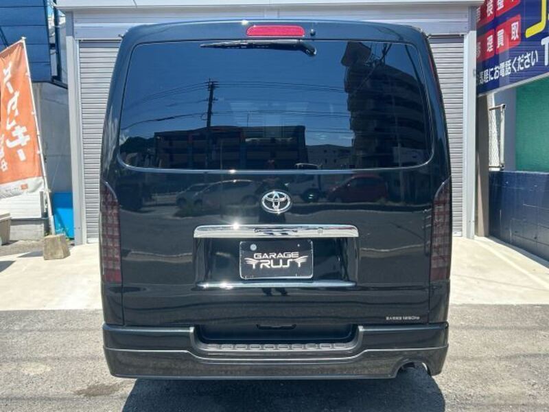 HIACE VAN