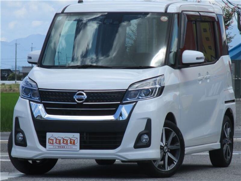 NISSAN DAYZ ROOX
