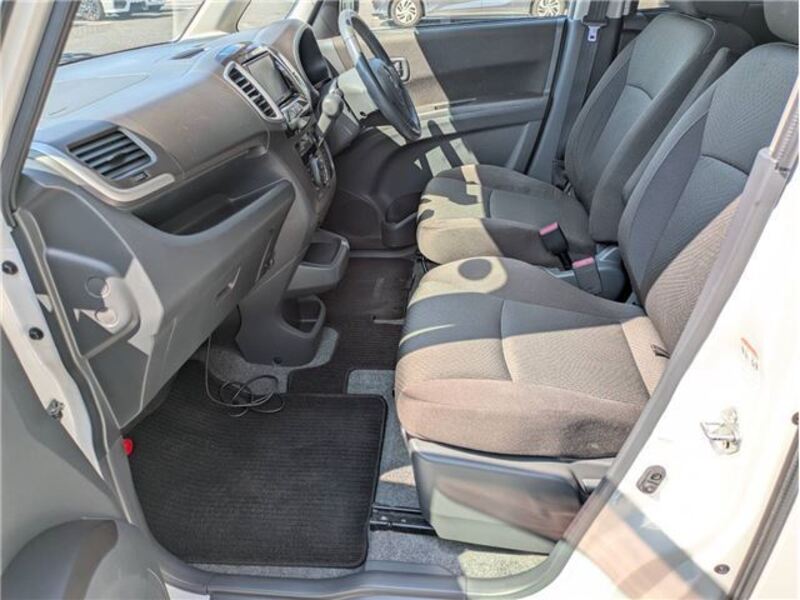 DELICA D2
