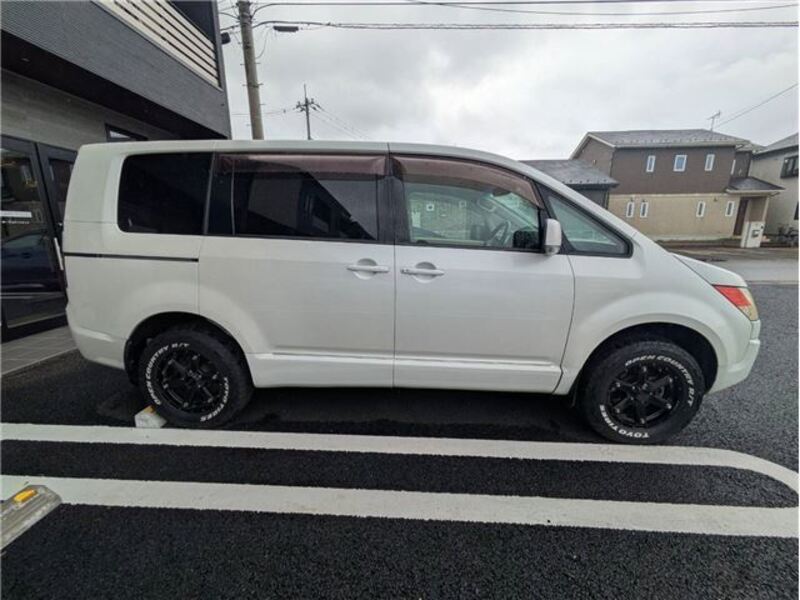DELICA D5