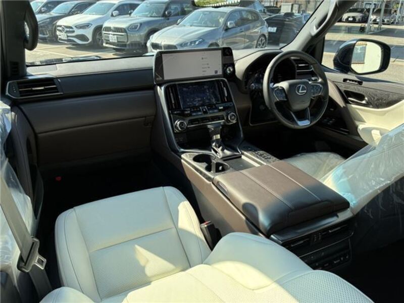 LX