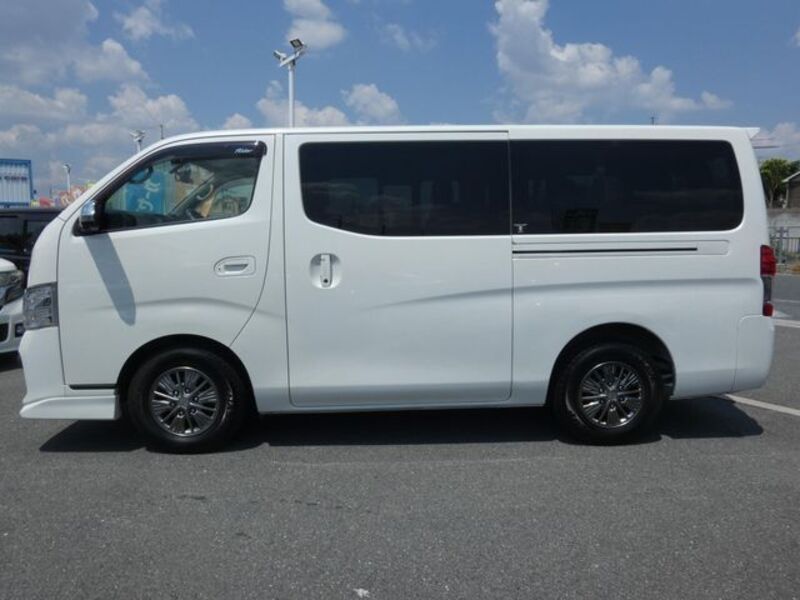 NV350 CARAVAN WAGON