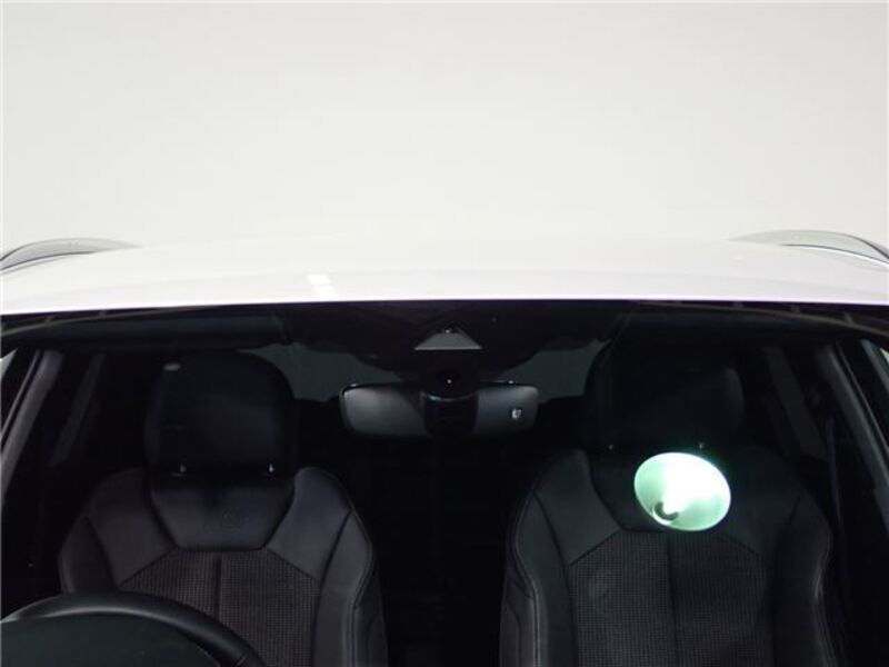 Q3