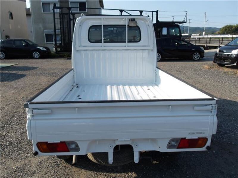 MINICAB TRUCK