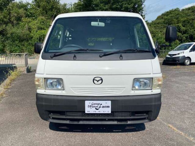 BONGO BRAWNY VAN