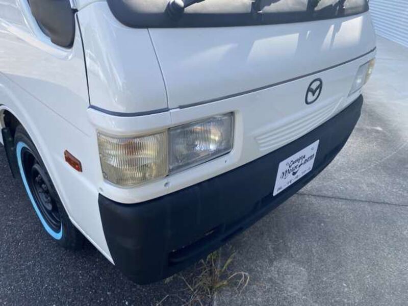 BONGO BRAWNY VAN