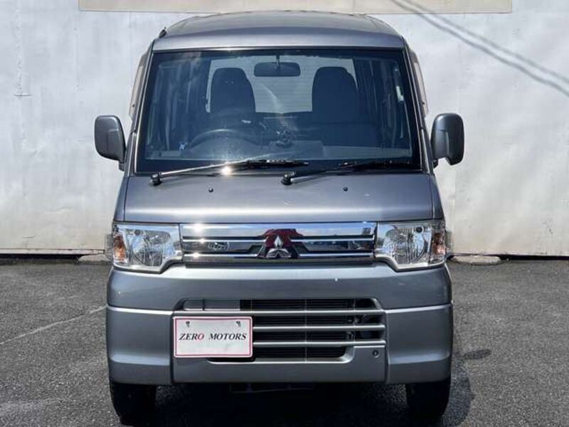 MINICAB VAN