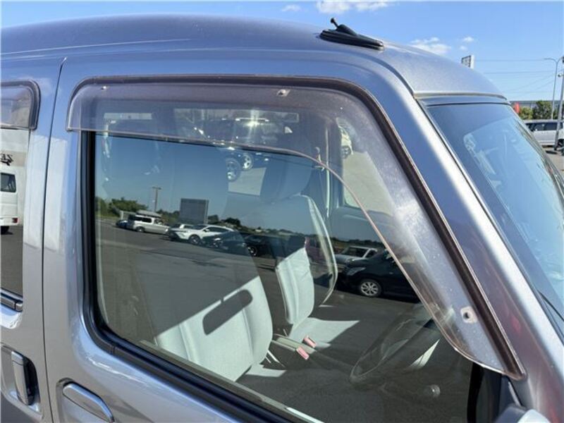 MINICAB VAN
