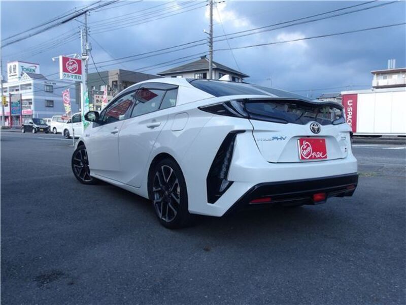 PRIUS PHV