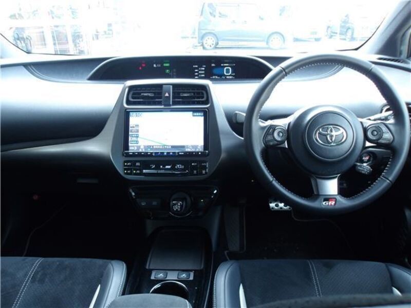 PRIUS PHV