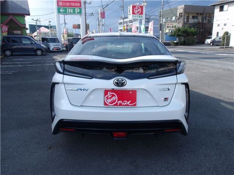 PRIUS PHV
