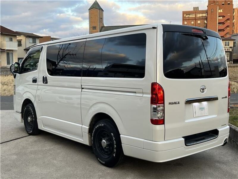 HIACE