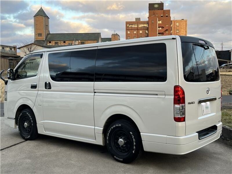 HIACE