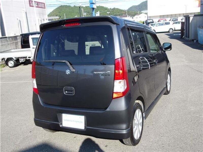 WAGON R