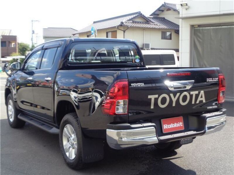 HILUX