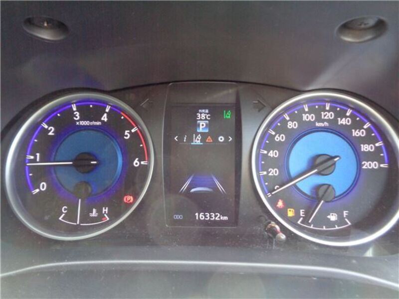 HILUX